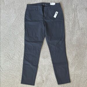 Old Navy Gray Pixie Pants